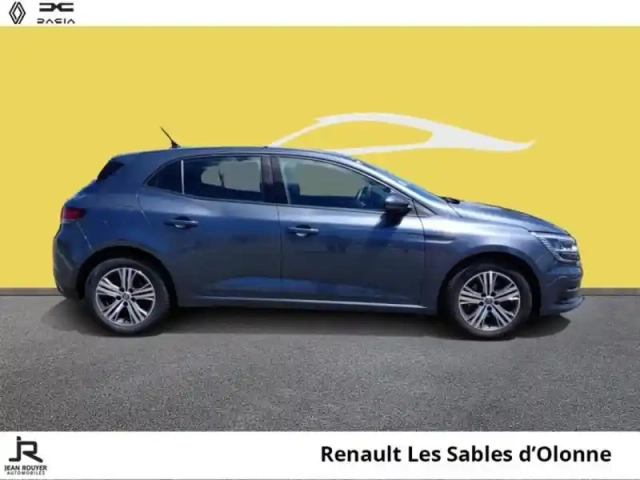 Renault Megane 1.5 blue dci 115ch evolution edc — photo 13