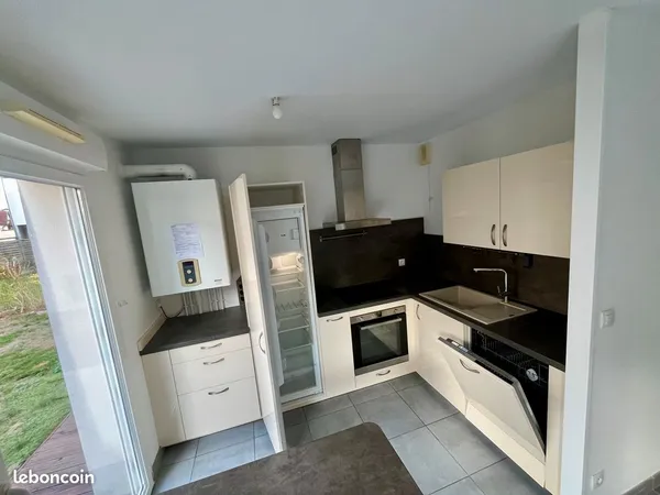 À louer bel appartement F3 avec jardin privatif à Cormontreuil 51