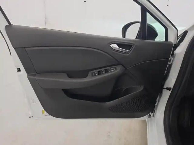 Renault Clio tce 90 — photo 353