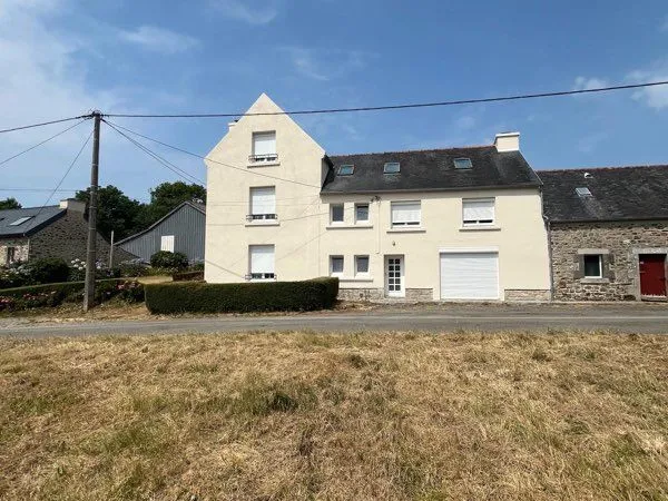 Maison (corps de ferme) à Plougastel