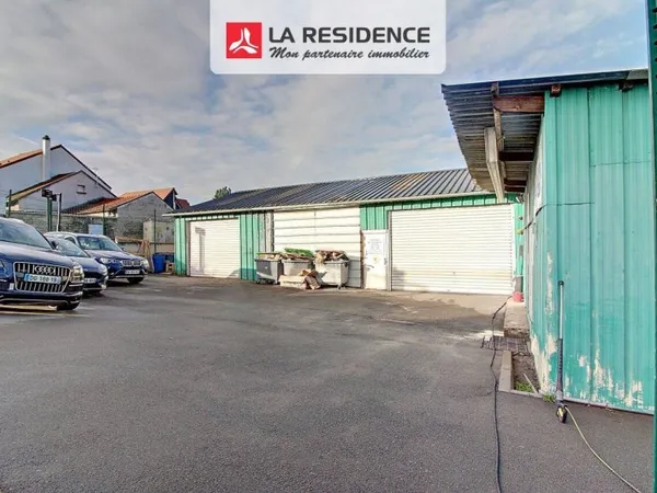 Boutique 300 m²
