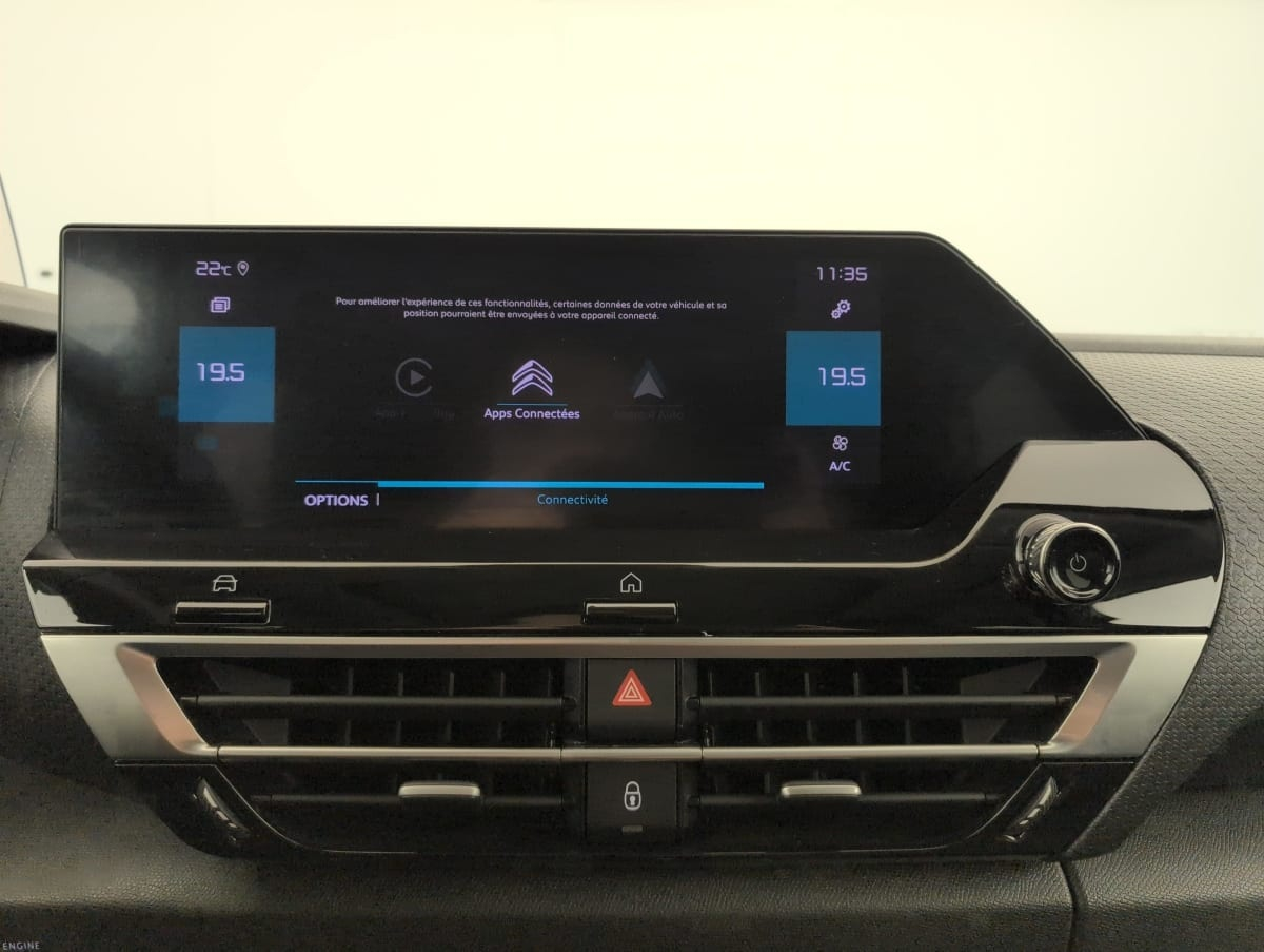 Citroën C4 — photo 17