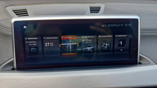 BMW X1 sDrive 18i 136 BVA - M Sport – 2022 – 72484 km – Essence – Boîte Automatique — photo 17