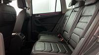 Volkswagen Tiguan 2.0 TDI 200ch Elegance 4Motion DSG7 — photo 13