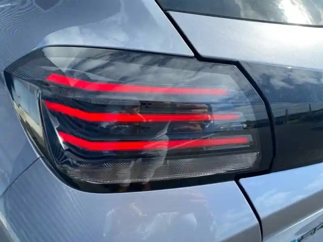 Peugeot 208 electrique 156 ch 54 kwh — photo 16