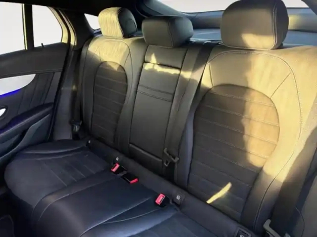Mercedes Glc coupé 300 e 211+122ch amg line 4matic 9g-tronic euro6d-t-evap-isc — photo 13