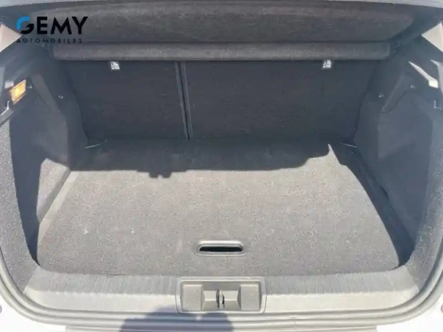 Renault Captur tce 90 - 21 — photo 6