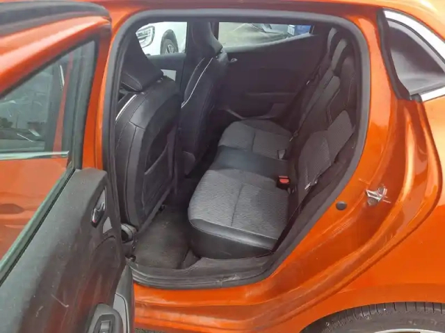 Renault Clio tce 90 x-tronic - 21n — photo 18