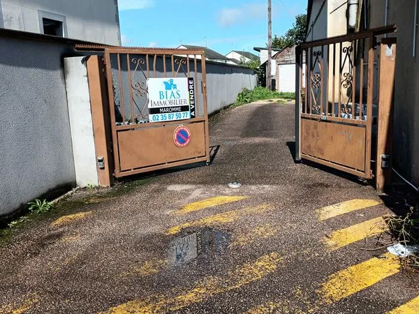 Place de stationnement sécurisée Canteleu