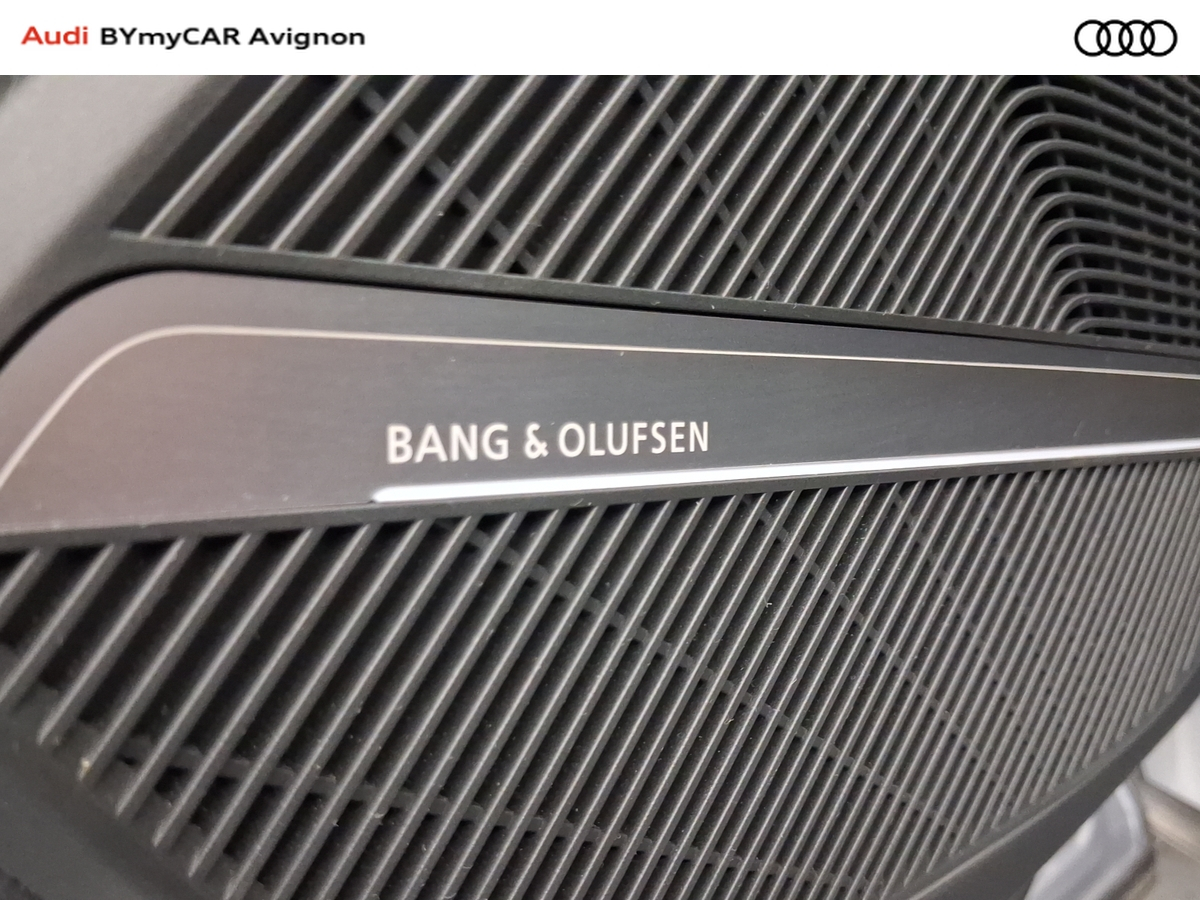 Audi Q5 Sportback 55 TFSIe 367 S tronic 7 Quattro — photo 40