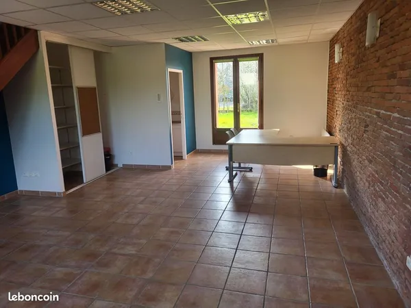 Loue local commercial 88 m2