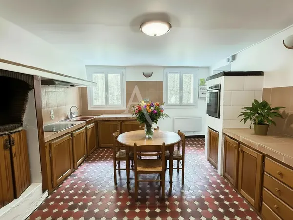 Maison 3 pièces - 77.10 m2 - Dépendance - Jardin
