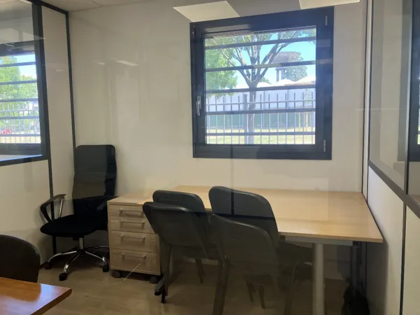 Bureaux 1 pièce 8 m²