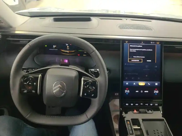Citroën C5 Aircross hybride 145 ch e-dcs6 — photo 12