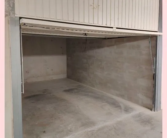 Garage box PMR de 17m2 a vendre