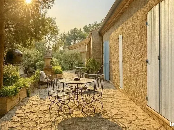 Maison 350 m² Grans
