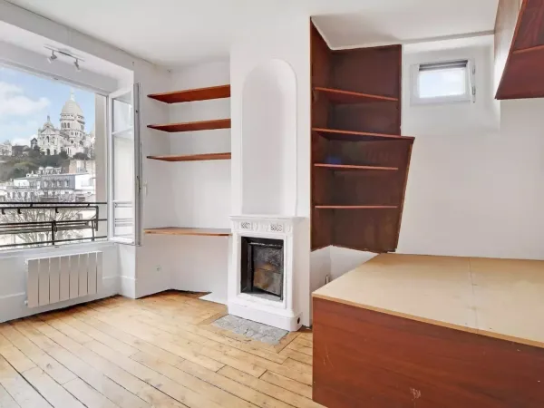 Vends appartement 45m² Paris 18ème - Anvers/Halle Saint-Pierre - 3 pièces vue Sacré-Coeur