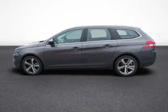 Peugeot 308 sw puretech 130ch s&amp;s bvm6 — photo 15