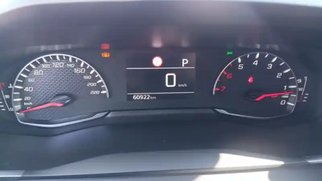 Peugeot 2008 puretech 130 s&amp;s eat8 — photo 54