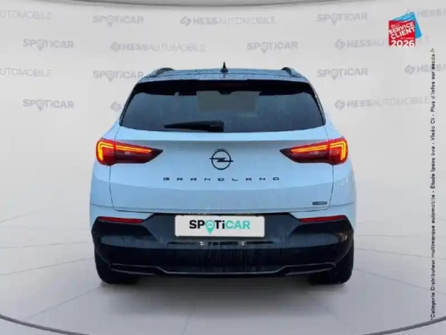 Opel Grandland 1.6 turbo 225ch hybride gs — photo 8