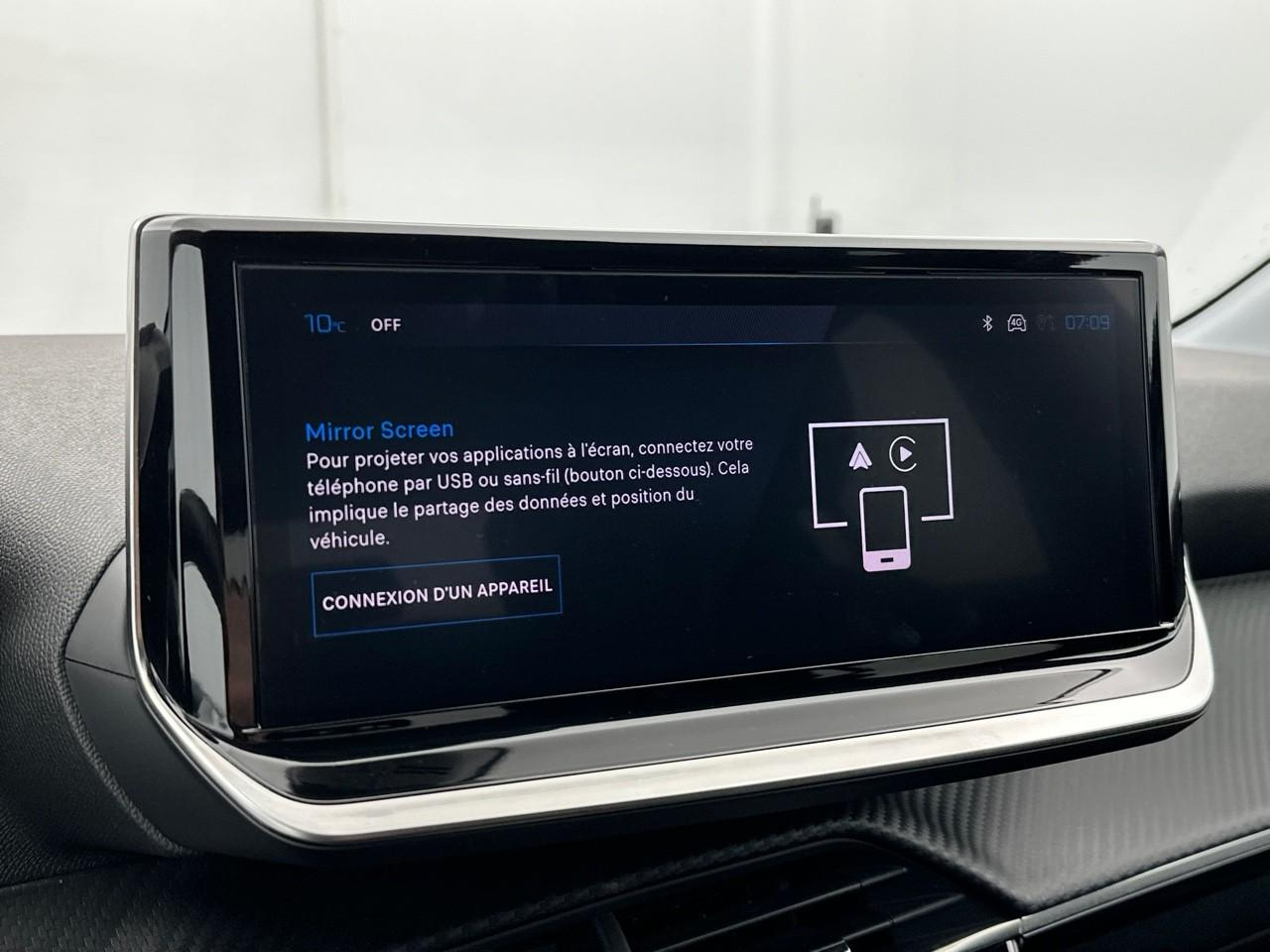 Peugeot 208 electrique 54 kwh 156ch allure — photo 23