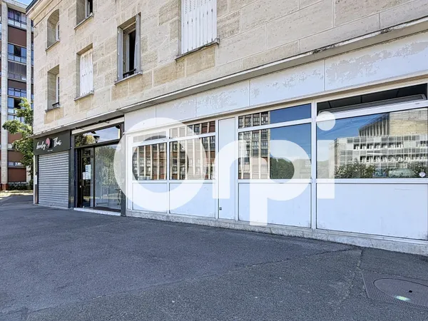 Local commercial 177 m²