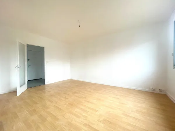 Appartement lumineux  Secteur Jardin Lecoq, Fénelon  Cler