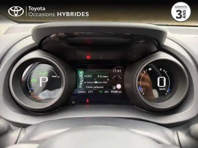 Toyota Yaris 116h design 5p my22 — photo 14