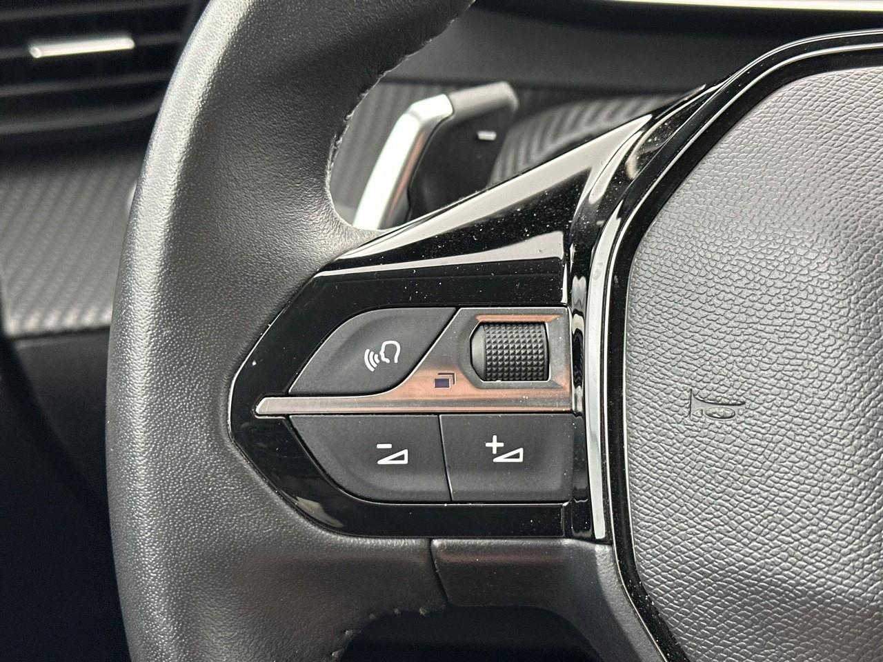 Peugeot 208 puretech 100 s&s eat8 active pack — photo 20