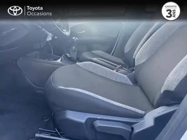 Toyota Aygo X 1.0 vvt-i 72ch dynamic my23 — photo 8