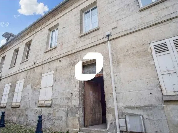 Local commercial 364 m²