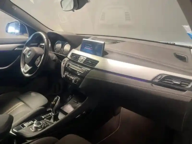 Bmw X2 sdrive18da 150ch lounge euro6d-t 118g — photo 8