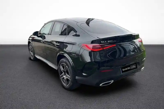 Mercedes Glc coupe 300 de 9g-tronic 4matic — photo 4