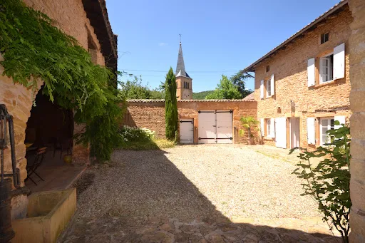 Maison 10 pièces 350 m²