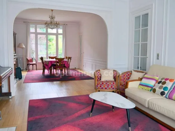 Appartement 7 pièces 187 m²
