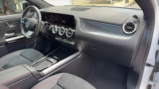 Mercedes Classe GLA 250e 218 EQ Power 8G-DCT - AMG Line – 2023 – 58219 km – Hybride rechargeable – Boîte Automatique — photo 41