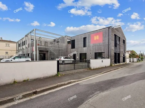 Bureaux 425 m²