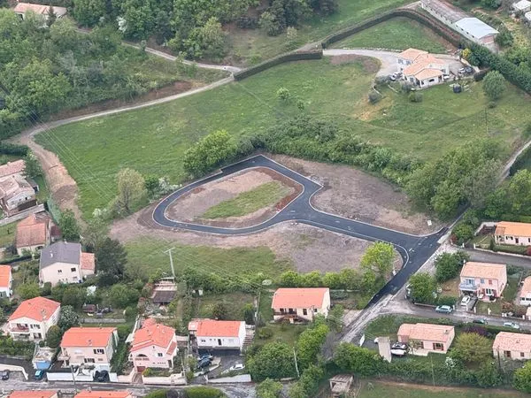 VENTE DE TERRAINS LOTIS dans la commune de "LE POET" 05300 / Lotissement LES BALCONS DES ECRINS