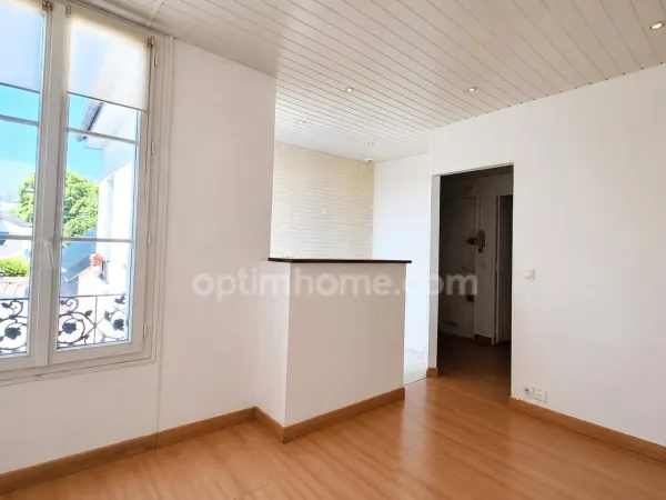 Appartement à vendre 2 pièces VILLEJUIF (94)