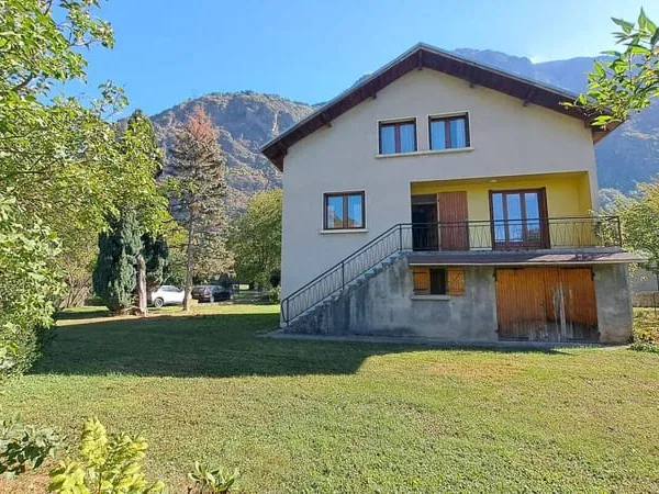 Maison 8 pièces 123 m²