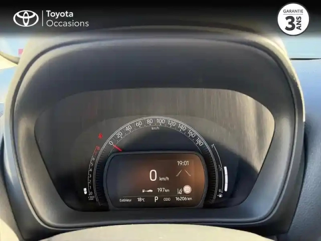 Toyota Aygo X 1.0 vvt-i 72ch dynamic s-cvt — photo 14
