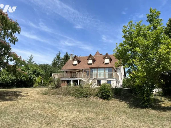 Maison 4 pièces 185 m²