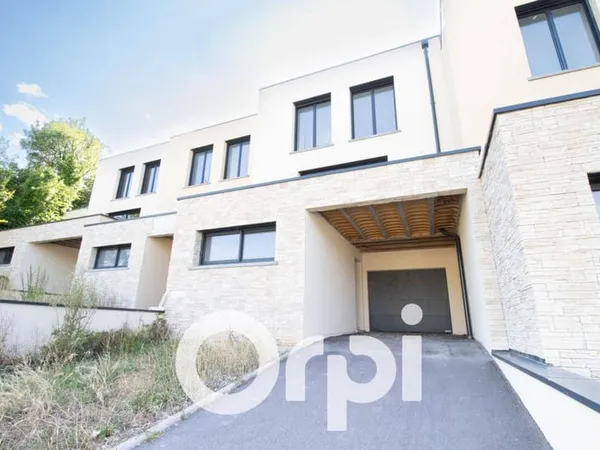 Maison 5 pièces 155 m²