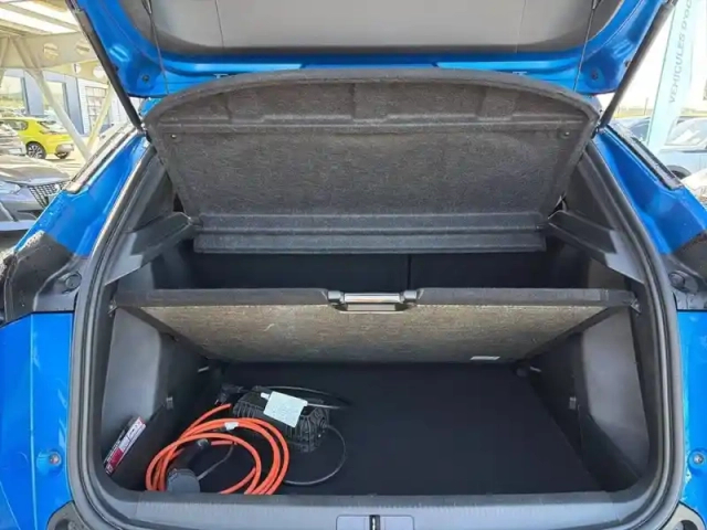 Peugeot 2008 electrique 136 ch — photo 52