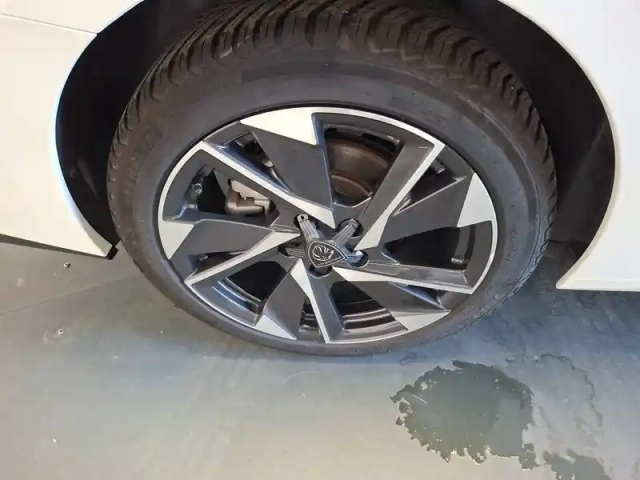 Peugeot 308 sw bluehdi 130ch s&amp;s bvm6 — photo 13