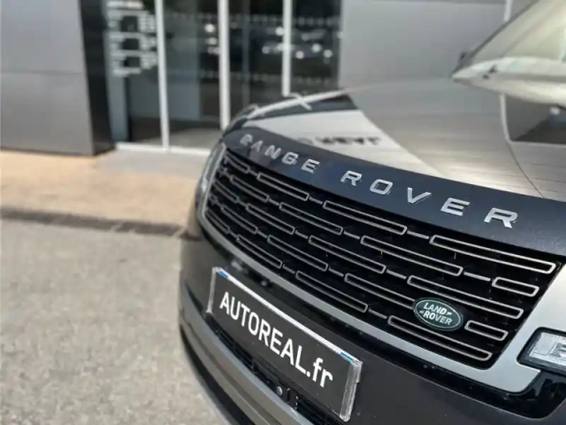 Land Rover Range Rover swb p510e phev awd — photo 16