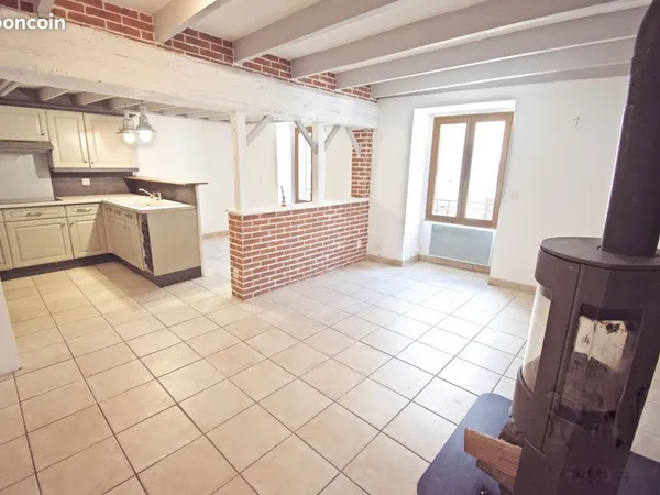 Duplex meublé 3 pièces 57 m² centre Montlhéry