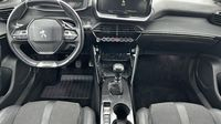 Peugeot 2008 1.2 PureTech 130ch S&S GT — photo 8