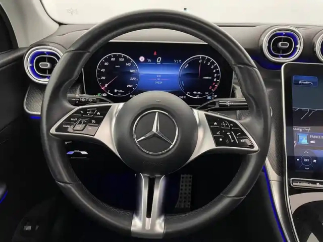 Mercedes Glc 300 e 9g-tronic 4matic — photo 23