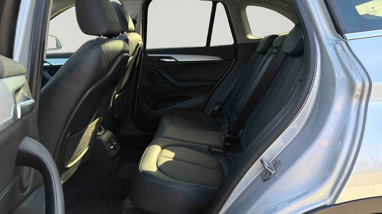 BMW X1 sDrive 18i 140 ch DKG7 — photo 20